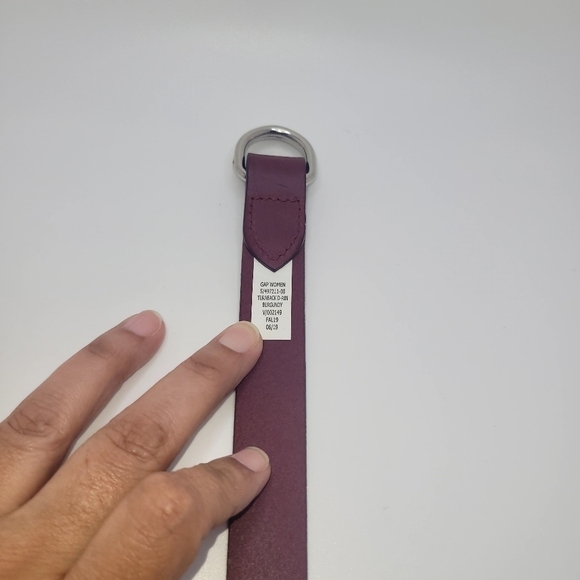 GAP M/L Cow Leather Red Bugundy Belt - Picture 8 of 11